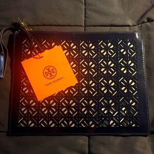 Tory Burch makeup case